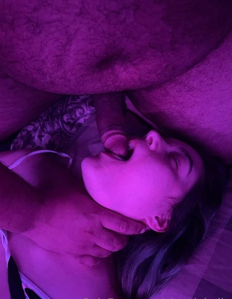 pixxxiebelle model nude picture