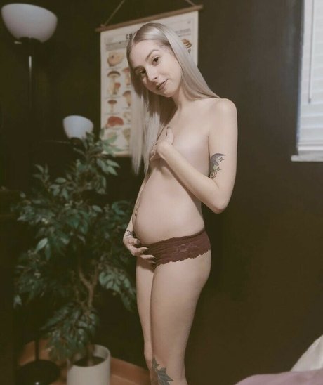 scarlettmoon13 hot model pic