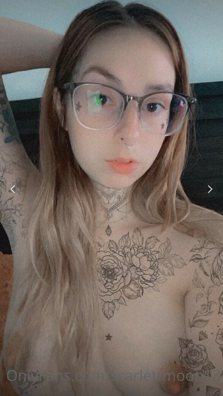 scarlettmoon13 model hot img