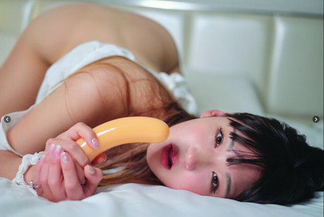 hendoong 2022 art model gallery