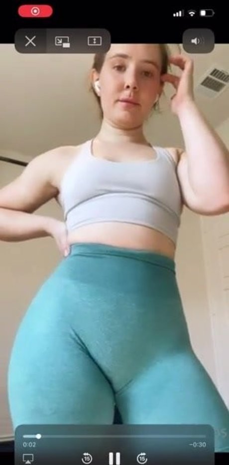 Crissy Climbs beautiful model pics