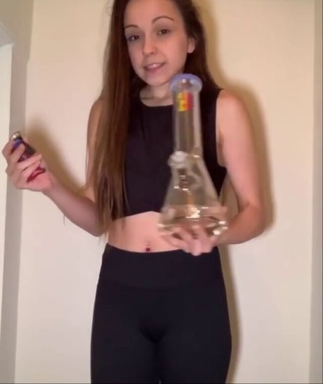 silencedhippie beautiful model image