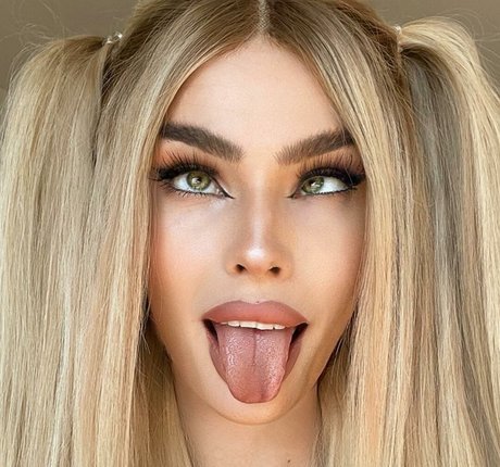 freyasha star erotic gallery