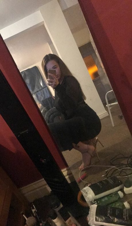 Chloe Carter star adult images