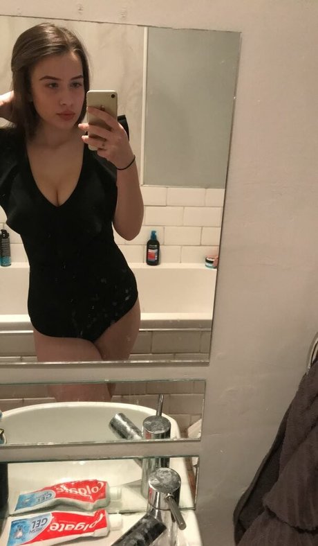 Chloe Carter pornstar sex pictures