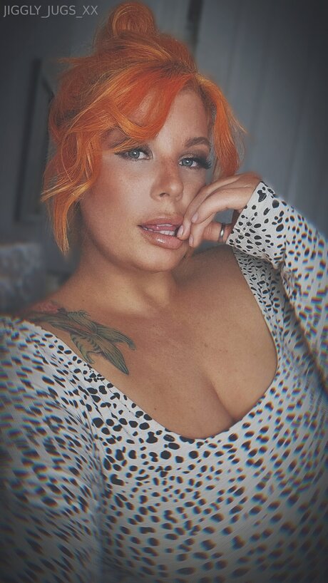 jiggly jugs xx sexy star galleries