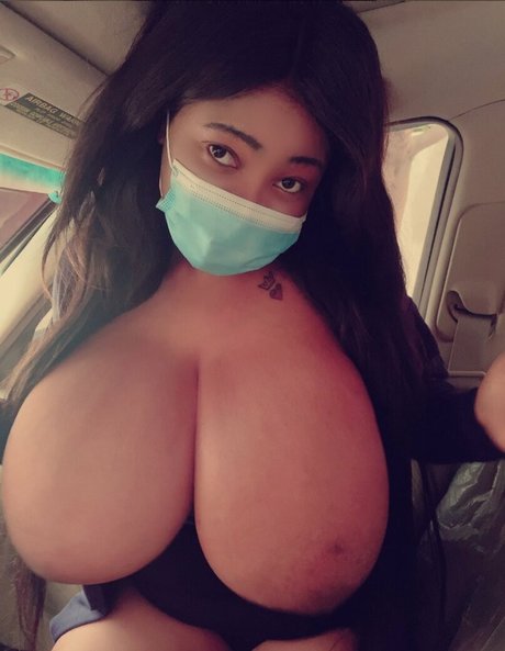 The only sweetyville adult model image