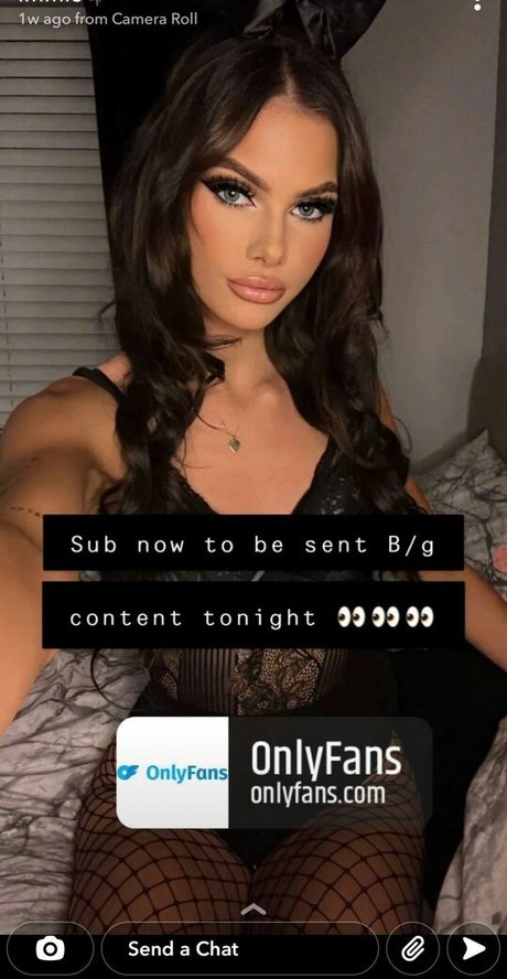 naughtyblondexx sexy pornstar pic