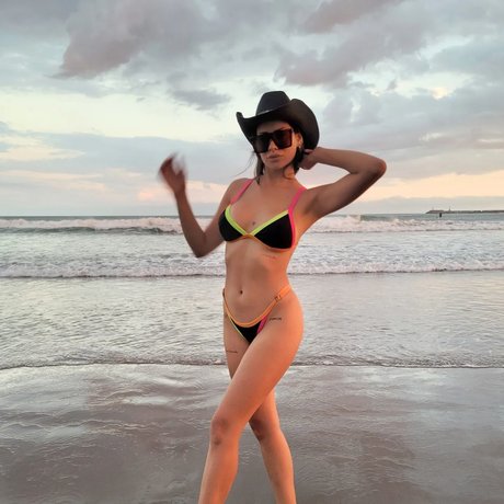 beach bunny onlyfans sex pictures