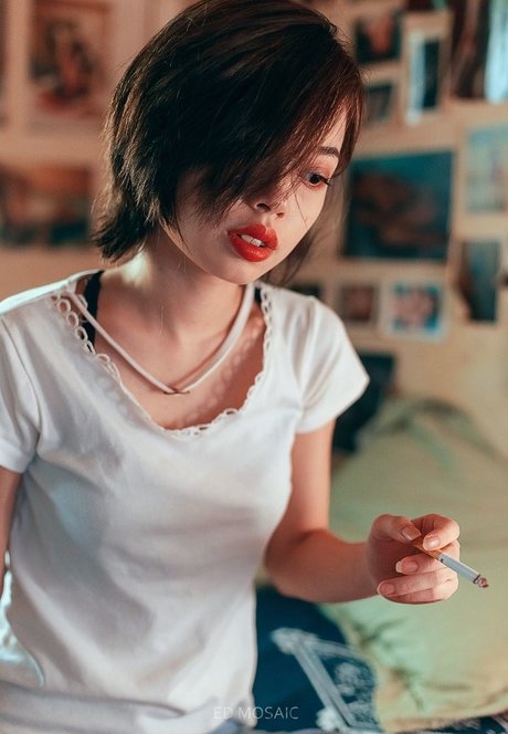 EmotionalBirdy model exclusive photos