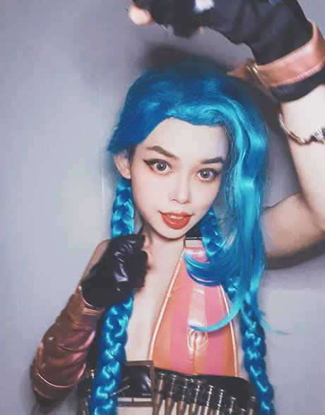 EmotionalBirdy pornstar exclusive img