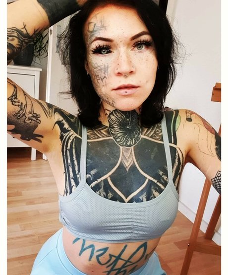 Baleathescarleg hot actress photos