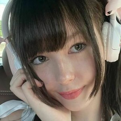 Comunivia porn actress gallery