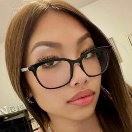 ariabackstage adult actress archive