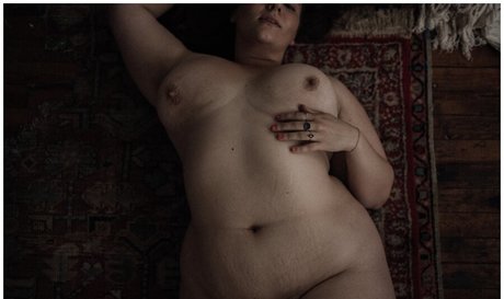 Grizbbly pretty model pictures