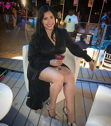 Laura Stylez best actress images