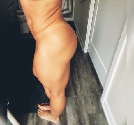 Tay Bae porn model photos