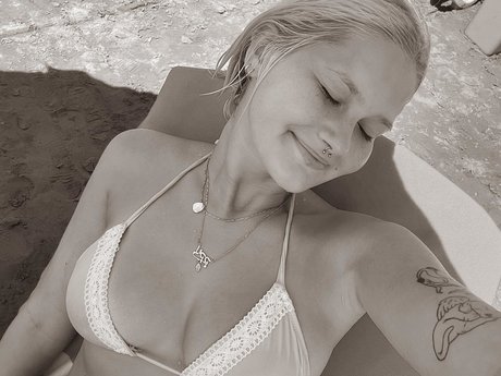 ebony model onlyfans pornographic photo