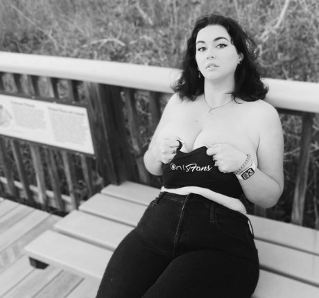 Nova Reilly model nudes galleries