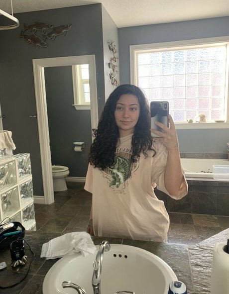 Blake Lee Green star free photos