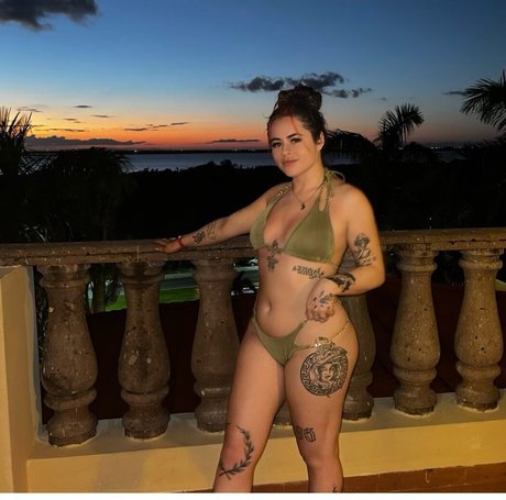 Riarna Saye Coventry xxx pornstar image