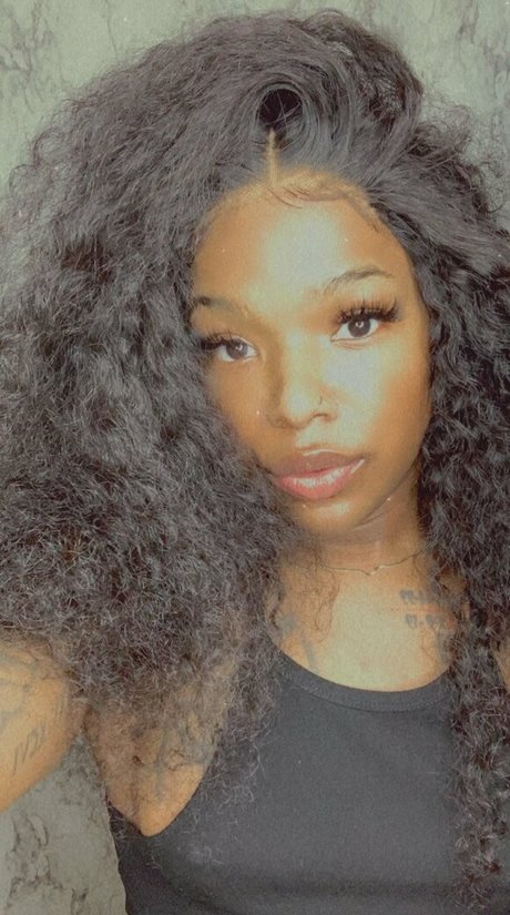 TS Lariya Dior star porn img