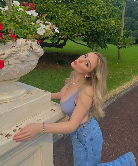 Ruby Pearl Esler naked model archive