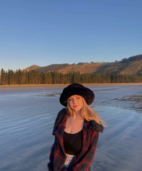 Ruby Pearl Esler star top pictures