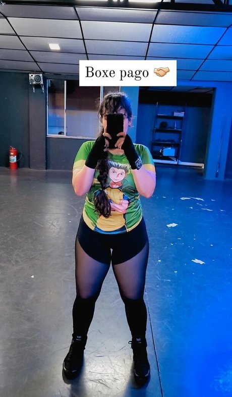 Laysa Meroto nude model gallery