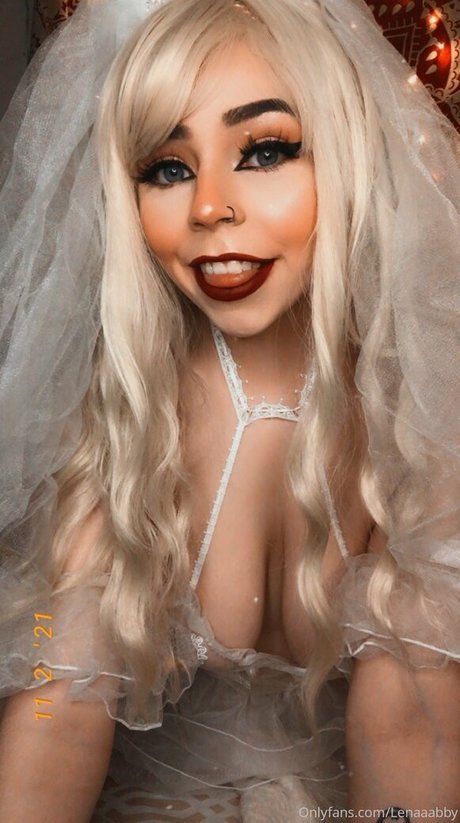 Lenaaabby free star pics