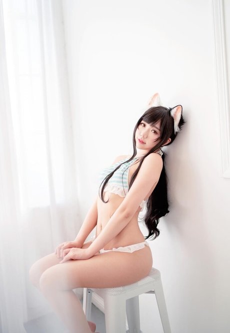 tsikyo hot model photo