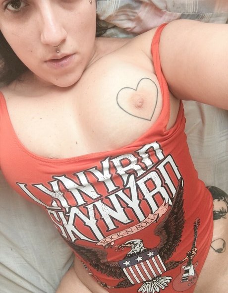 Pimenta Suicide nude actress images