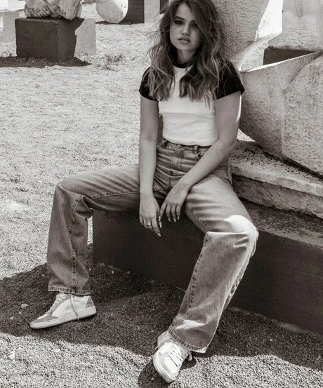 Daria Tyazkhun exclusive actress pics