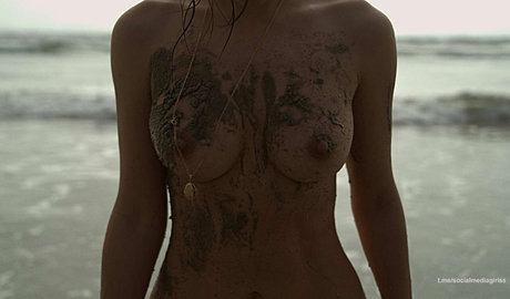 Miratwitch model adult galleries