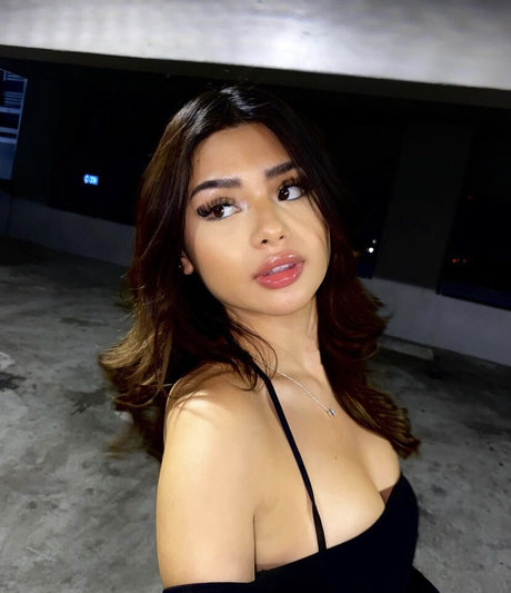 Priscillahazell pornstar adult picture