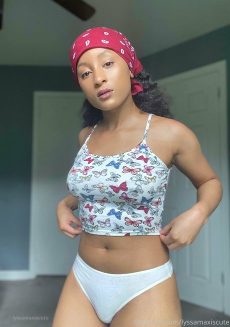 Alyssa Maxwell star naked gallery