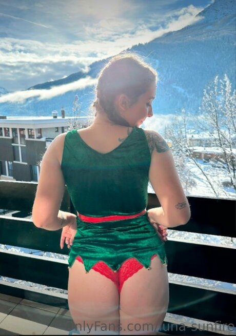 Luna Sunfire nudes model picture