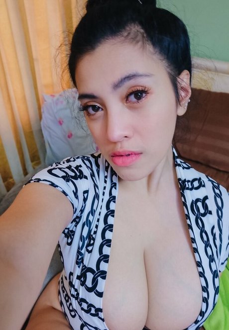 Aungsumalyn sexy star archive