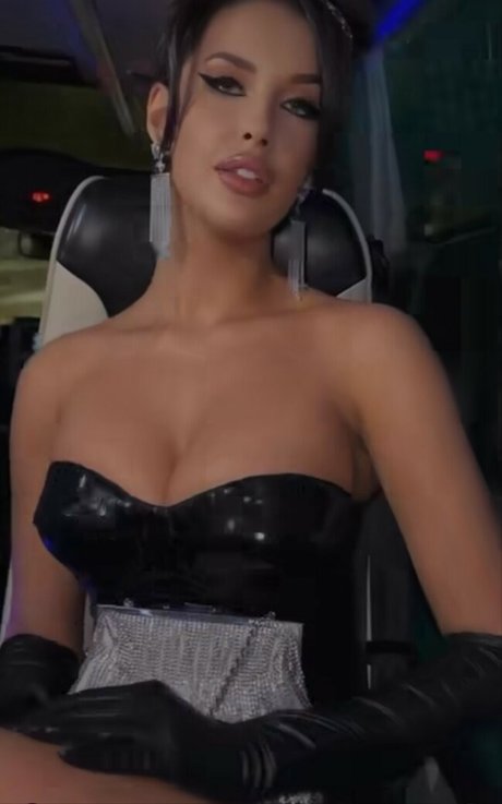 Liza Makhu pornstar erotic archive