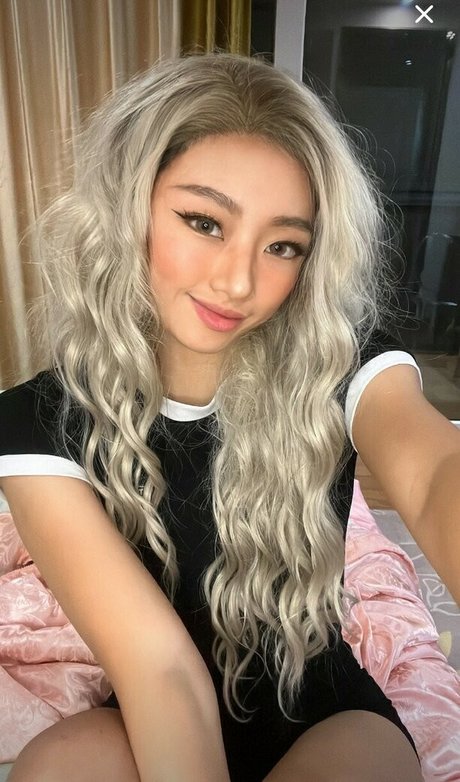 Ari Lee hot pornstar pic