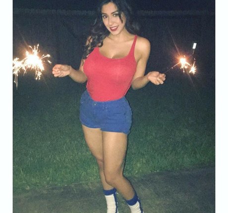 Alexandra Nicole nice pornstar image