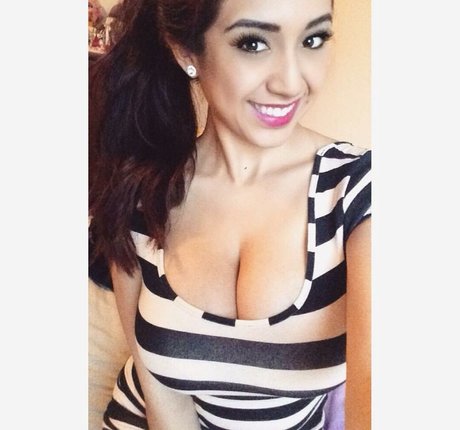 Alexandra Nicole exclusive actress pictures