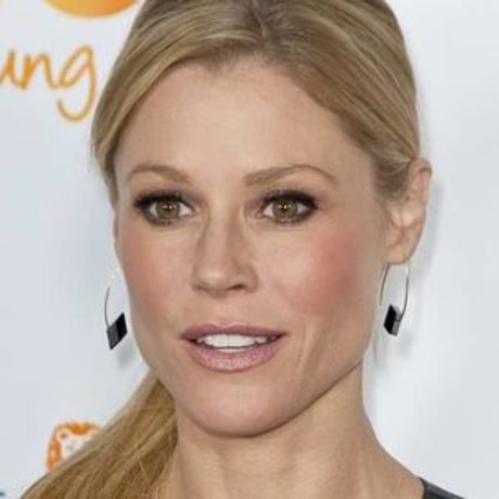 Julie Bowen nude star pictures