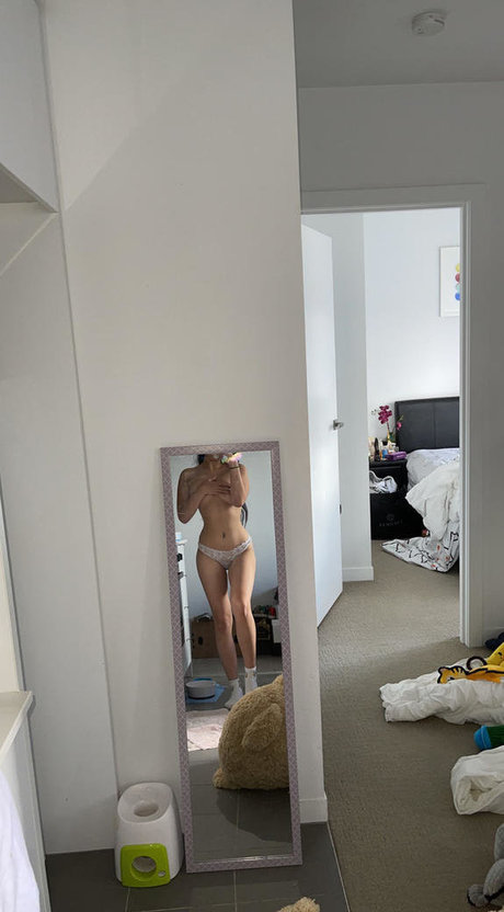 kkimvu nudes star pics