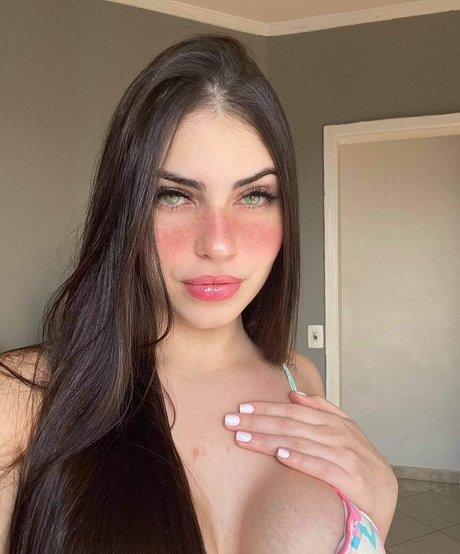 Bruna Duarte star pornographic image