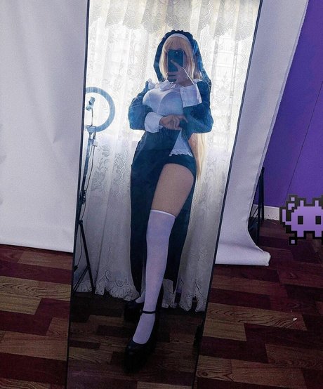 Ruan YU free actress pic