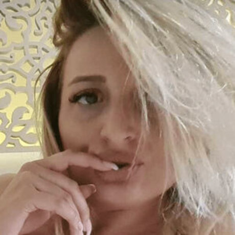 beautiful ebony onlyfans naked galleries