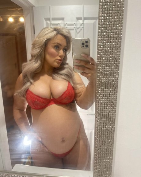 Caitncurves erotic pornstar galleries