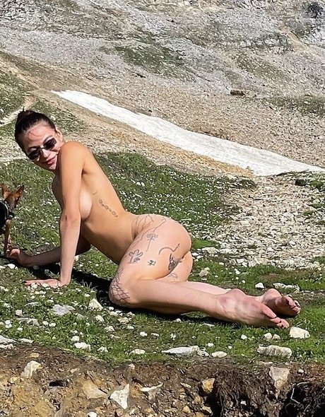 Babygurl42000 pornstar erotic gallery