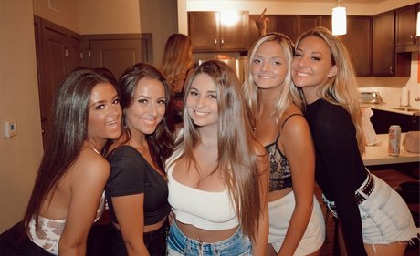 muscle trans onlyfans nude pic